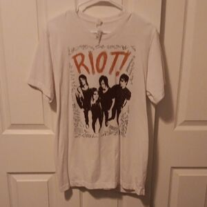 Paramore T-shirt